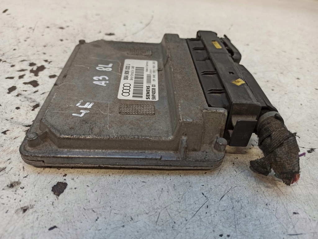 фото №7, Audi a3 8l бортовой компьютер блок управления двигателя 06a906033j 5wp4003801 simos3.3a