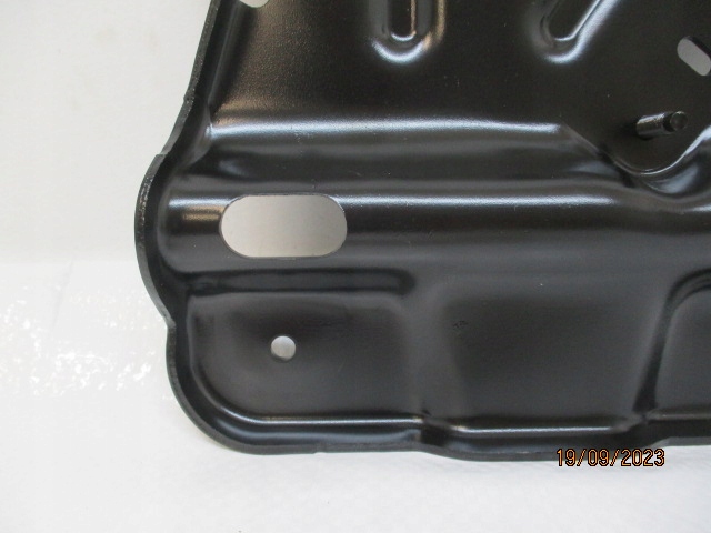 фото №10, Peugeot 208 ii кронштейн основа радара 9811673380