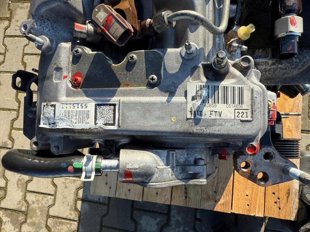 фото №7, Двигатель toyota verso 1ad 2.0d4d 09-13 форсунки turbo