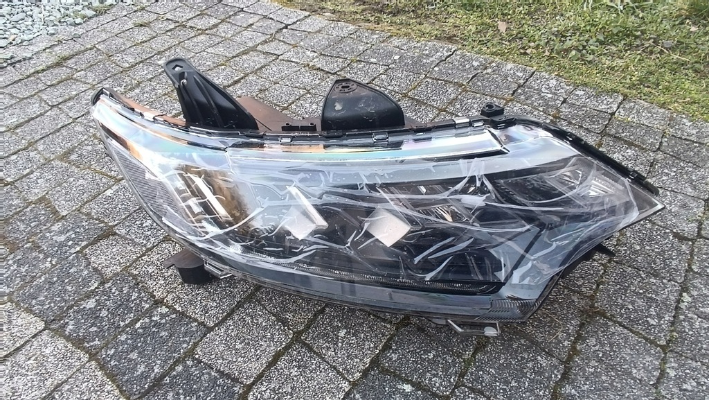 фото №1, Mitsubishi outlander iii lift лампа правая full led nowa оригинал