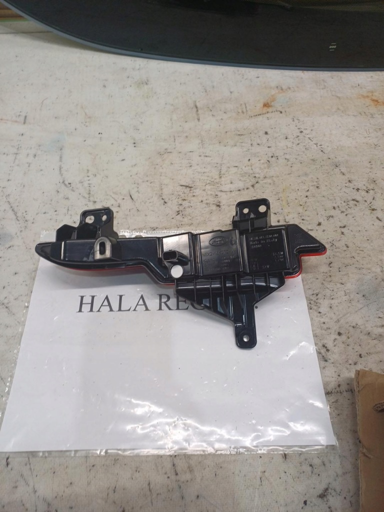 Лампа задний  противотуманная land rover range rover 2023 lr179127 Цена