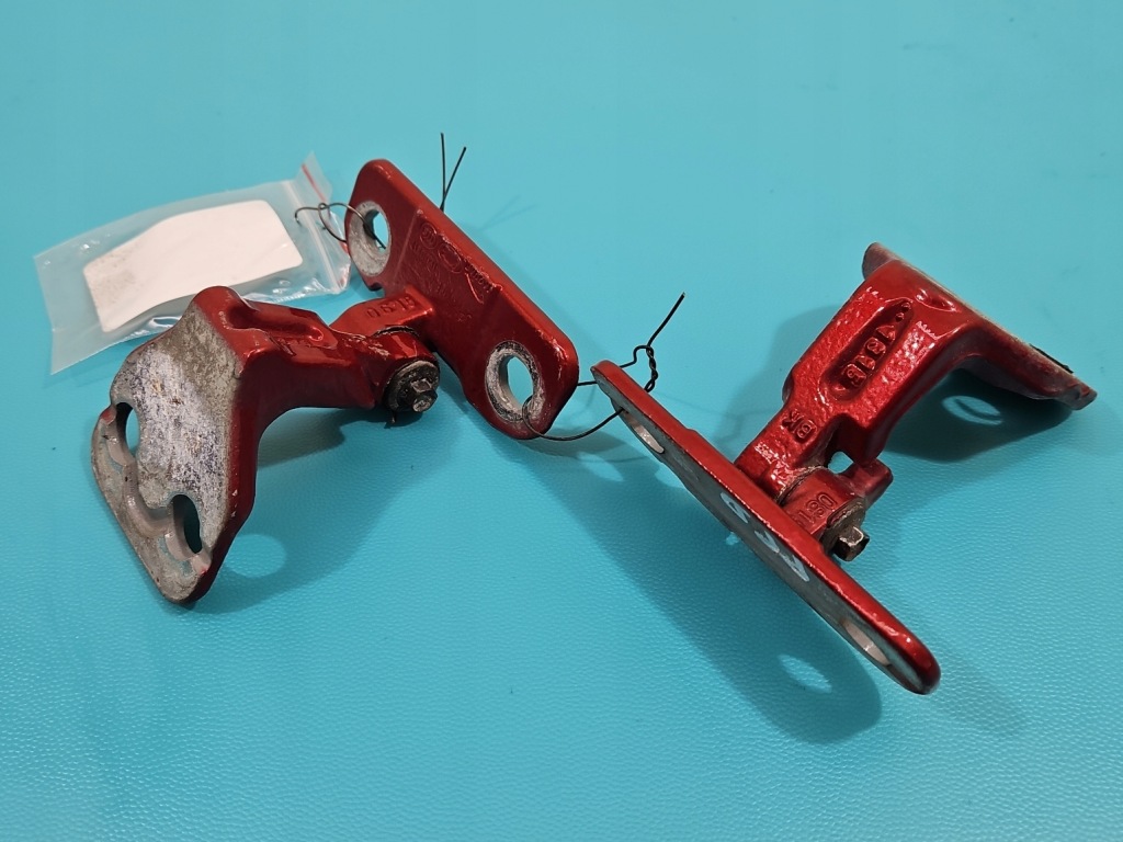 Купить Петля дверь перед правый land rover discovery sport 14- l550