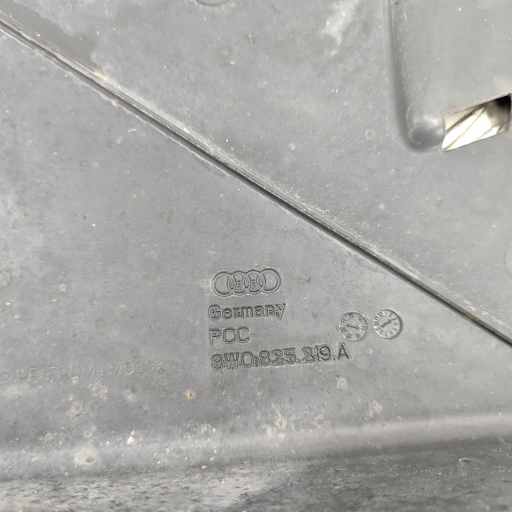 фото №6, Audi a4 allroad b9 2017 задня сторона права мат багажника do кузов pickup