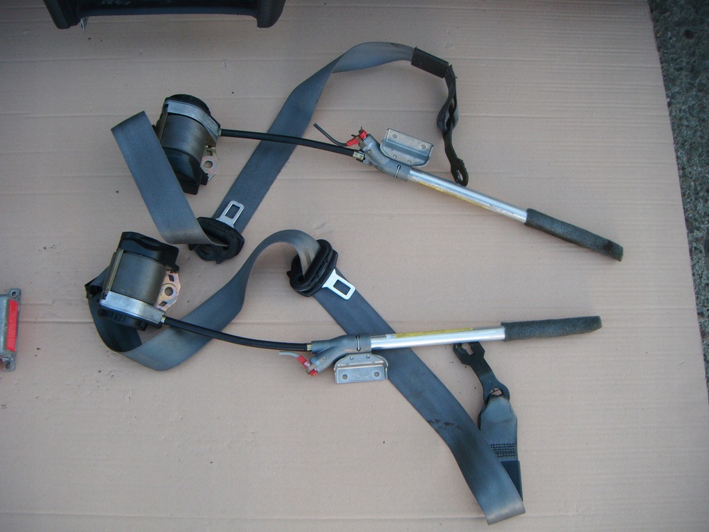 фото №8, Audi a8 d2 94-02 консоль подушки безопасности ремни