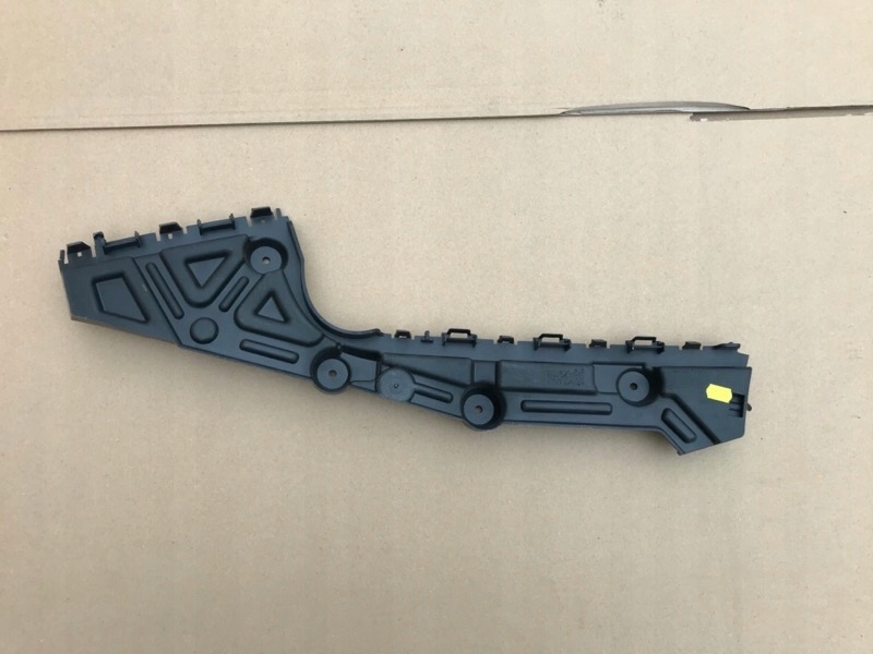 фото №1, Trafic vivaro iii направляющая крепление бампер задняя правый