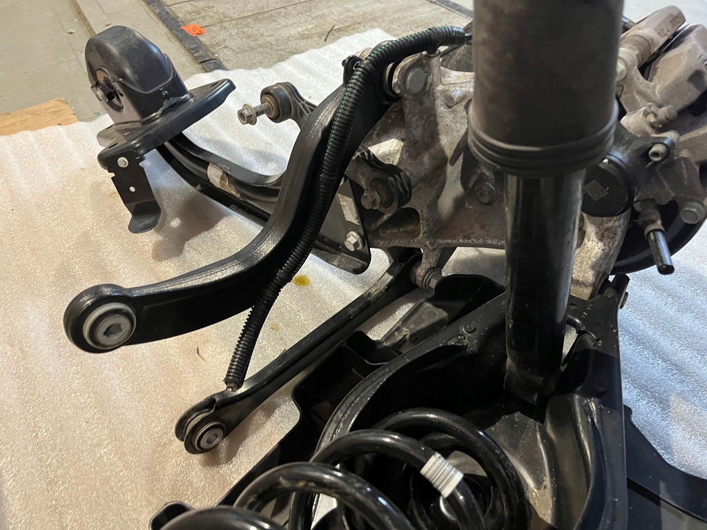 фото №7, Повний підвіска задні праве volvo xc40 20'