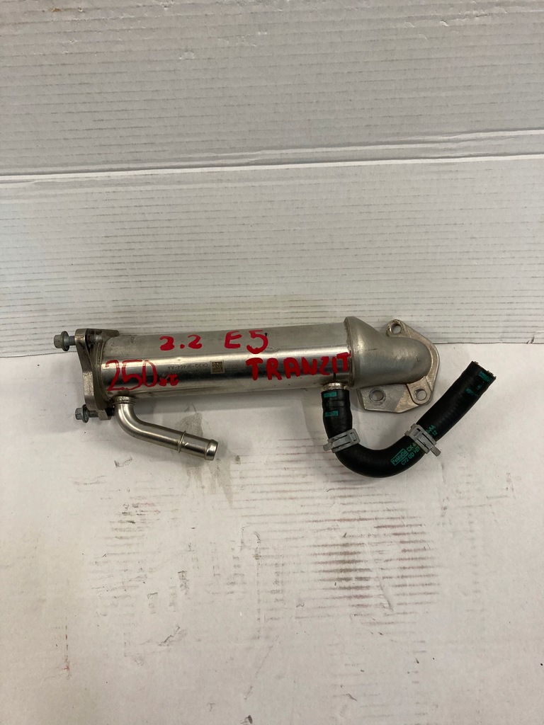 фото №1, Ford оригинальный номер ck3q9f4-64aa радиатор, система охлаждение двигателя