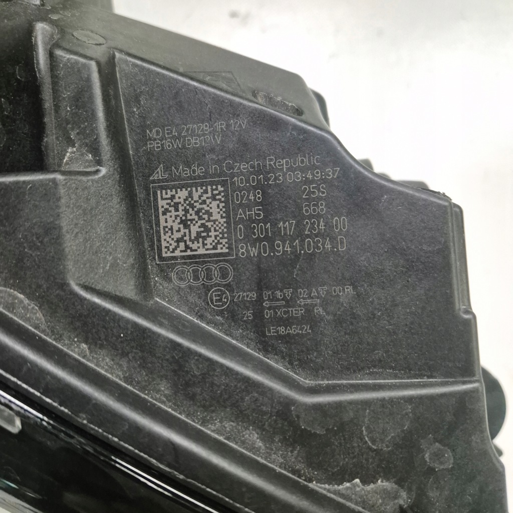 фото №8, Audi a4 b9lift лампа права full led 8w0941034d