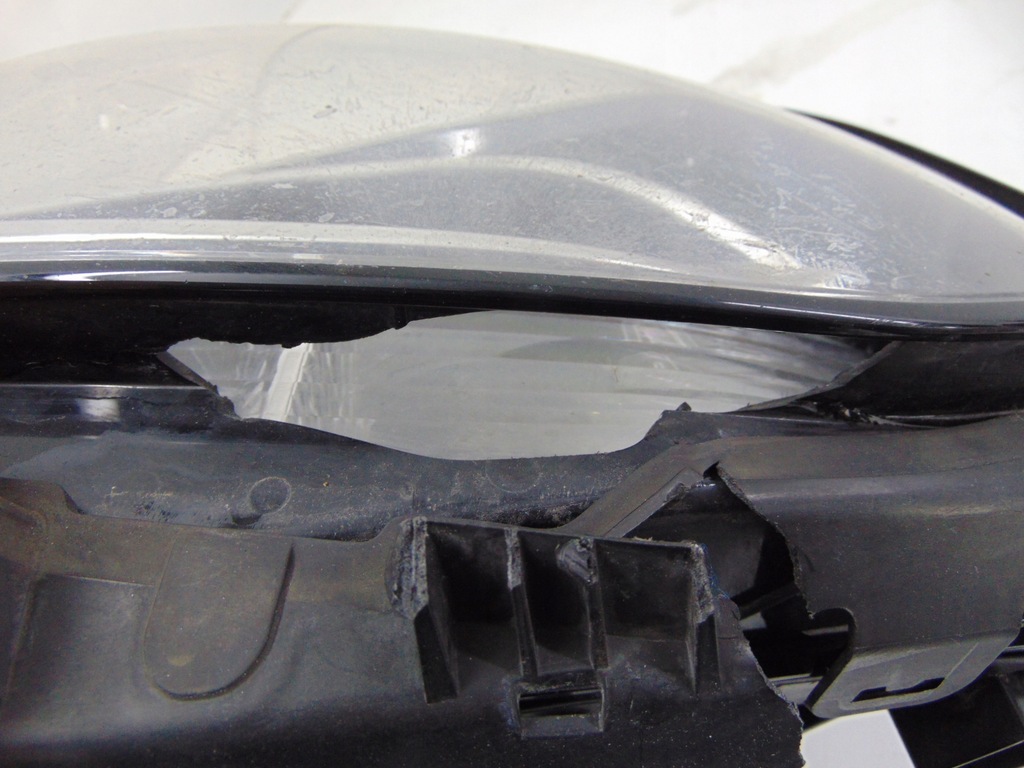 фото №13, Mercedes b-klasa w246 lift лампа правая a2468205461