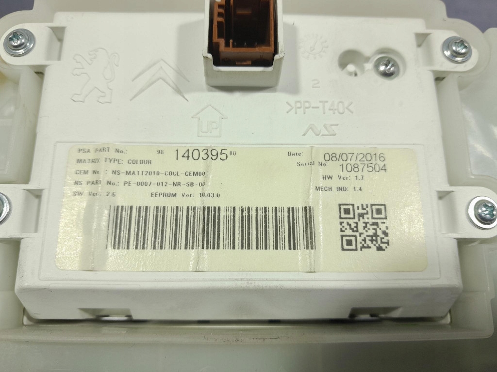 фото №6, Peugeot 2008 i lift 1.2 thp 110 km приборы счетчик бензин eu 9814039580