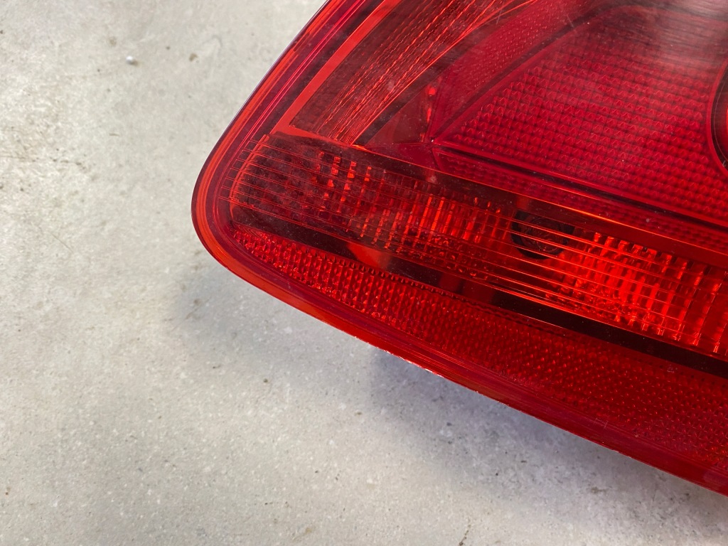 фото №5, Vw touran ii лампа правый задняя w крышка