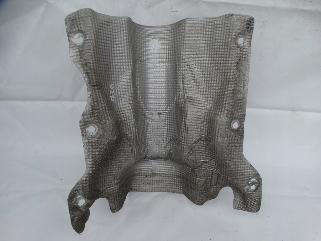 фото №1, Захист теплова mercedes w212 2124700347