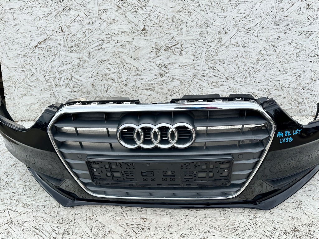 A4 8k рестайлинг  бампер перед чёрный ly9b pdc+sprysk Киев