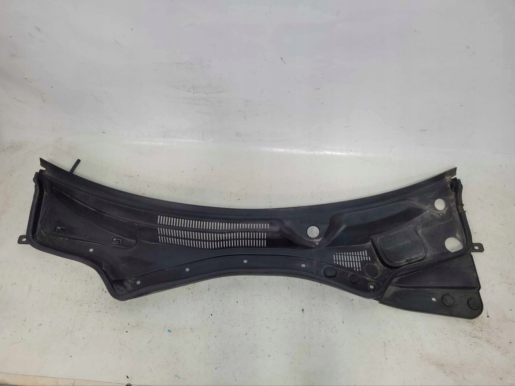 фото №1, Жабо пластиковый maserati ghibli 2016 670010468