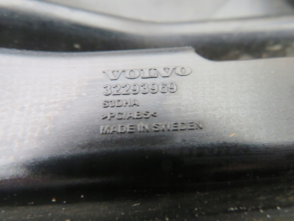 фото №16, Решітка бампера volvo v60 ii s60 iii r-design 18- 32293969