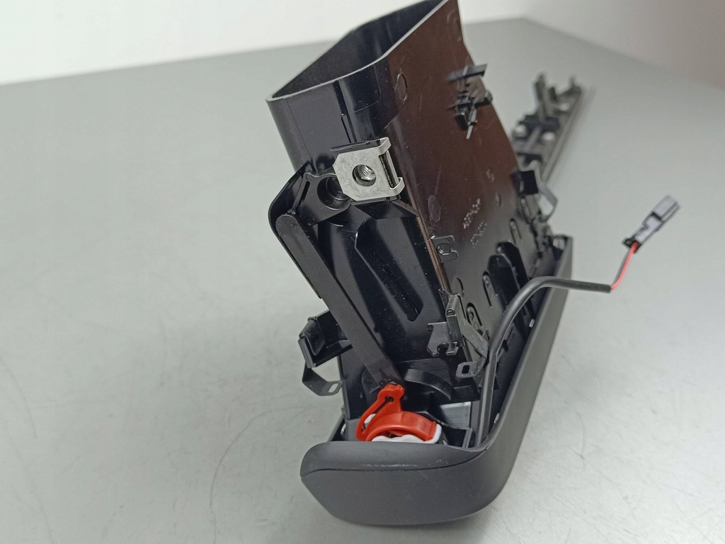 фото №9, 2018 maserati levante решётка обдув боковая панели 100610000100