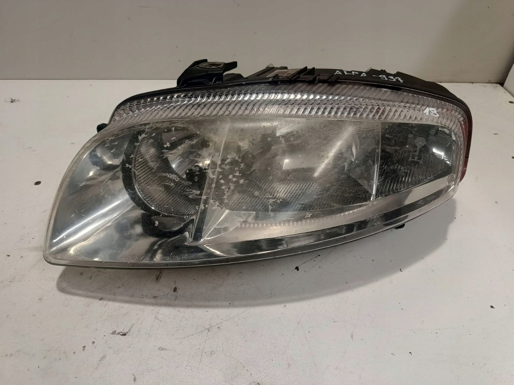 фото №1, Лампа левый перед alfa romeo gt
