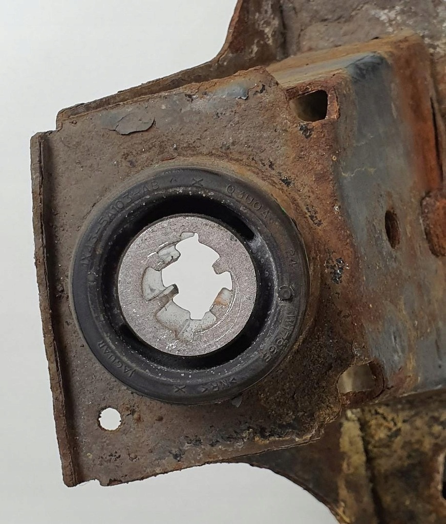 фото №5, Підрамник підрамник балка поперечина перед jaguar x-type x400