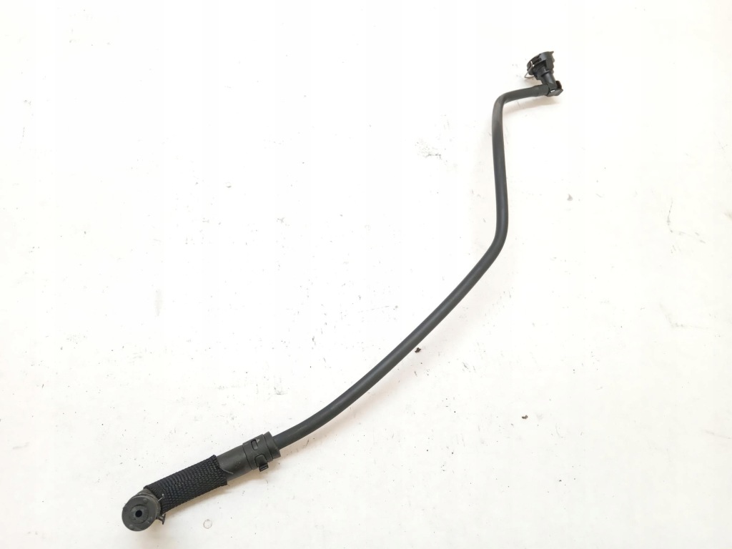 Шланг труба радиатора audi a5 2.0 tdi Цена