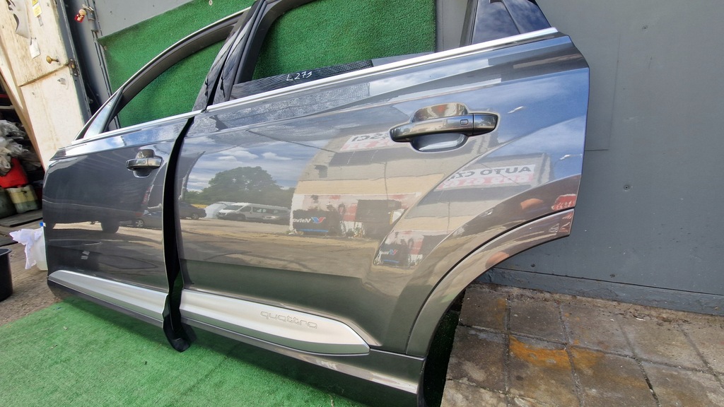 фото №11, Audi q7 4m дверь lz7s левая