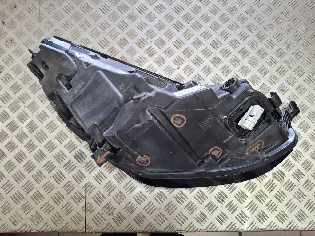 Фара передняя левая led tesla 3 рестайлинг  2021r- Оригинал