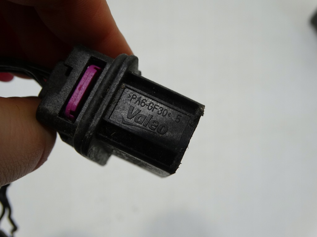 фото №13, Электропроводка лампы передней seat ibiza mk4 2013r.