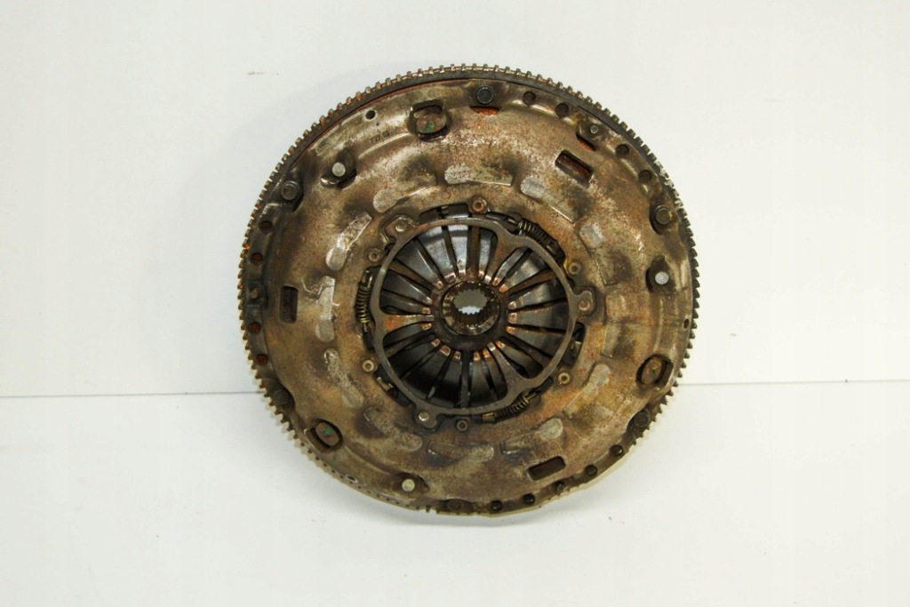 фото №7, Комплект зчеплення vw passat b6 3c2 022141031s 2.0l дизель 103kw 2007