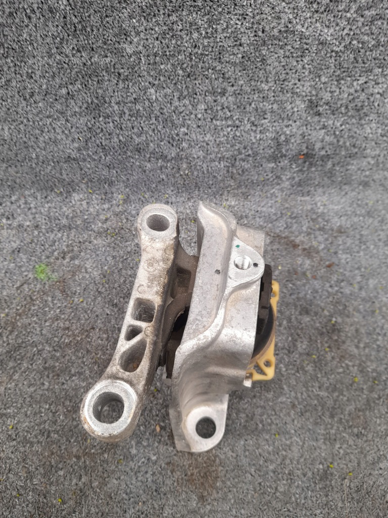 фото №1, Кронштейн двигуна ford ka plus 1.2 b