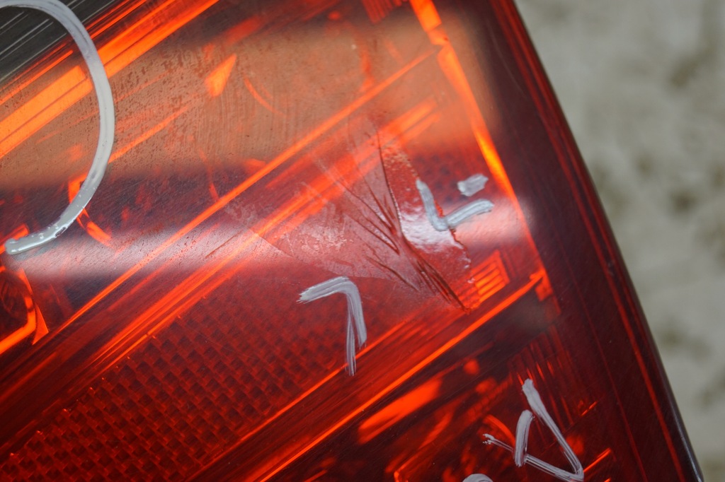 фото №9, Audi a4 b8 led лампа права задня sedan