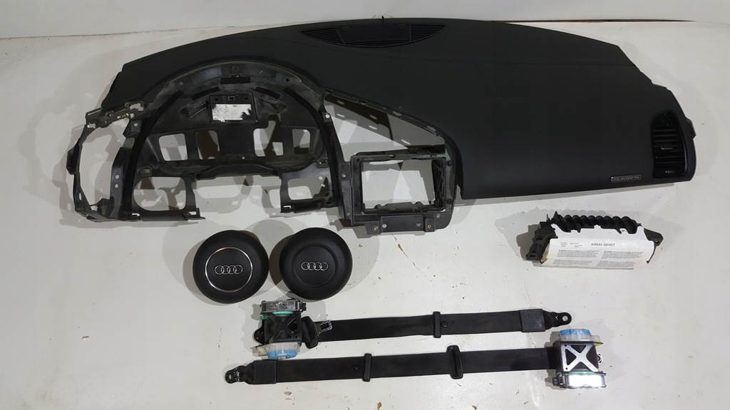 фото №1, Audi r8 приборная панель консоль подушка безопасности подушки безопасности ремни org