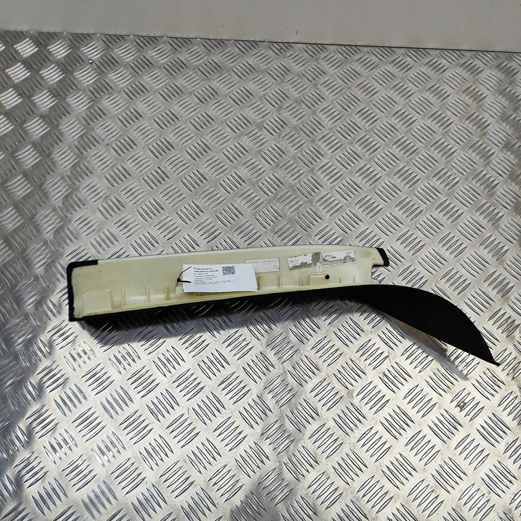 фото №6, Bmw 6 f12 f13 2015 ліва сторона захист стійка скло передньої / a