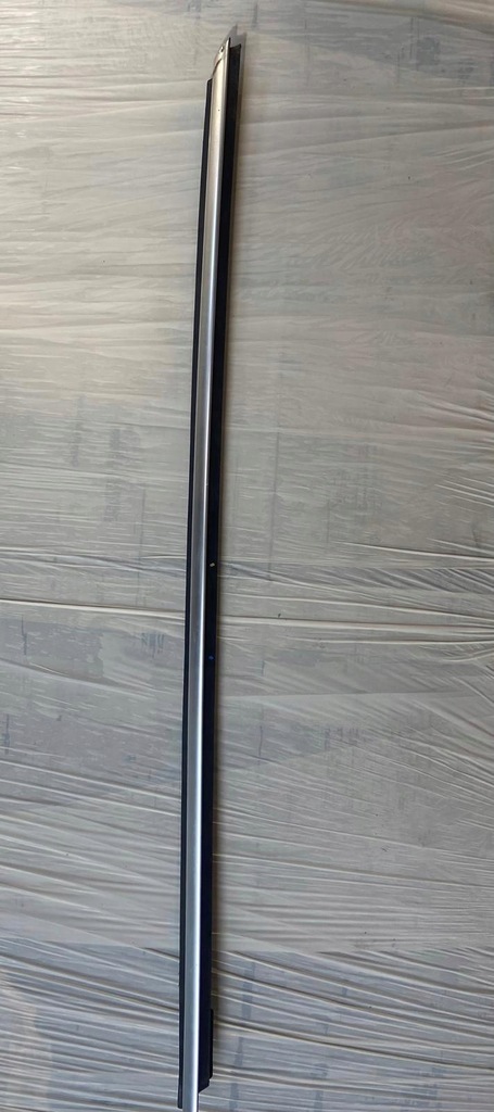 фото №1, Bmw 4 f36 молдинг стекло дверь правый перед хром 51357310204