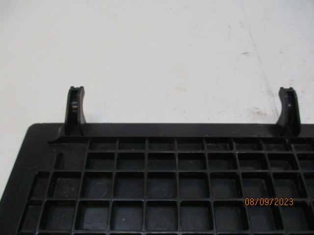 фото №8, Citroen c4 picasso крышка защита бардачка пол 300080265