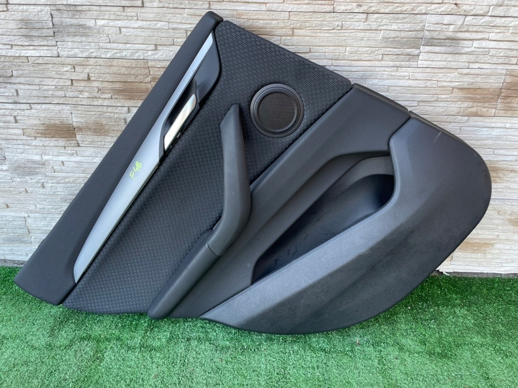 фото №1, Обивка дверь bmw x1 f48