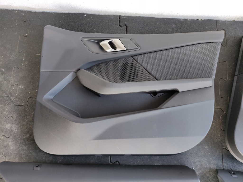 фото №5, Оббивка обшивка двері bmw 1 f40