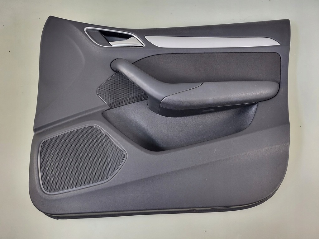 фото №1, Audi q3 8u lift обшивка двері правий перед оббивка права передня