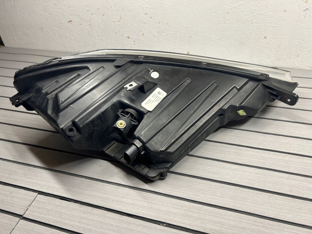 Tesla model s рестайлинг  16- фара левая full led st.bdb в Украине