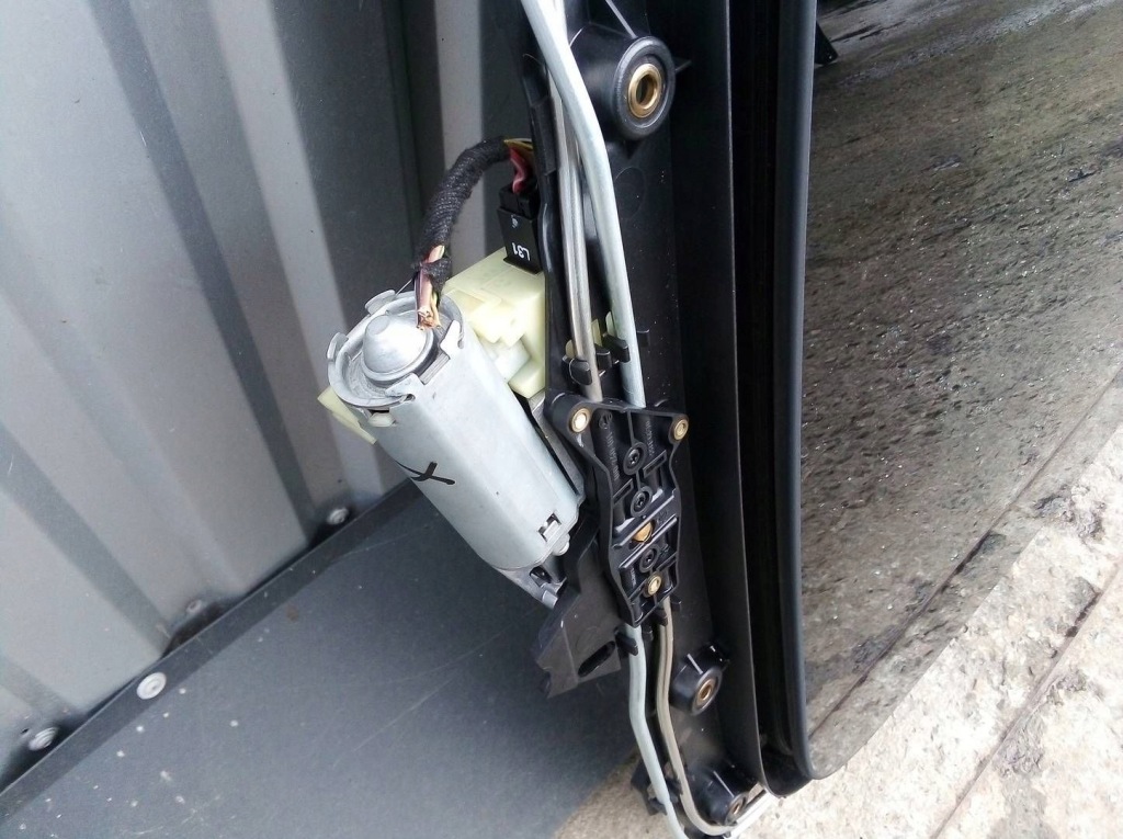 фото №2, 2010 mini one - cooper clubman r55 люк комплект 998737750