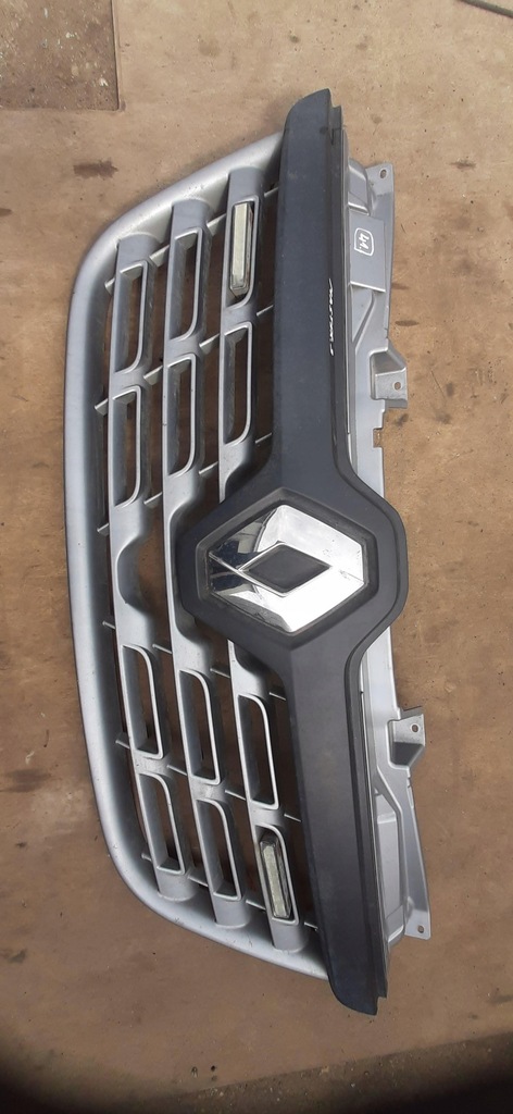 фото №1, Решётка радиатора решётка радиатора перед значок решётка lift renault master iii 623102803r