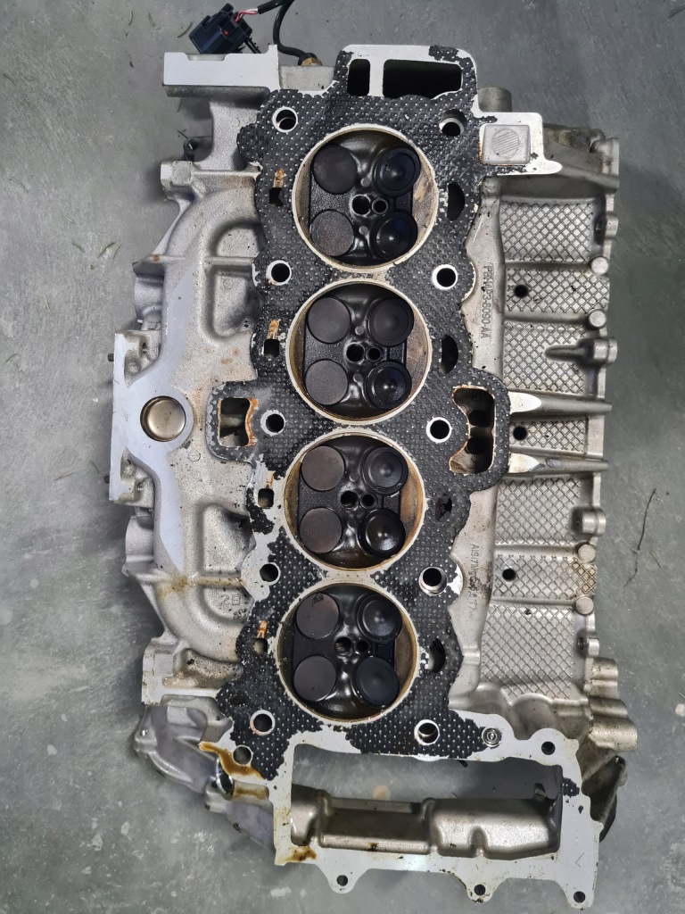 Купить Головка валы комплектная jaguar land rover 2.0 pt204 pbh4p3-6090-aa