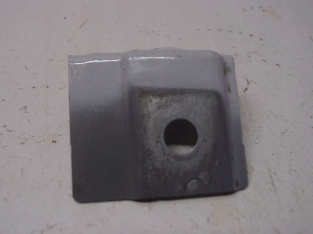 фото №6, Кронштейн крила лівий перед audi a1 ii 82a821327