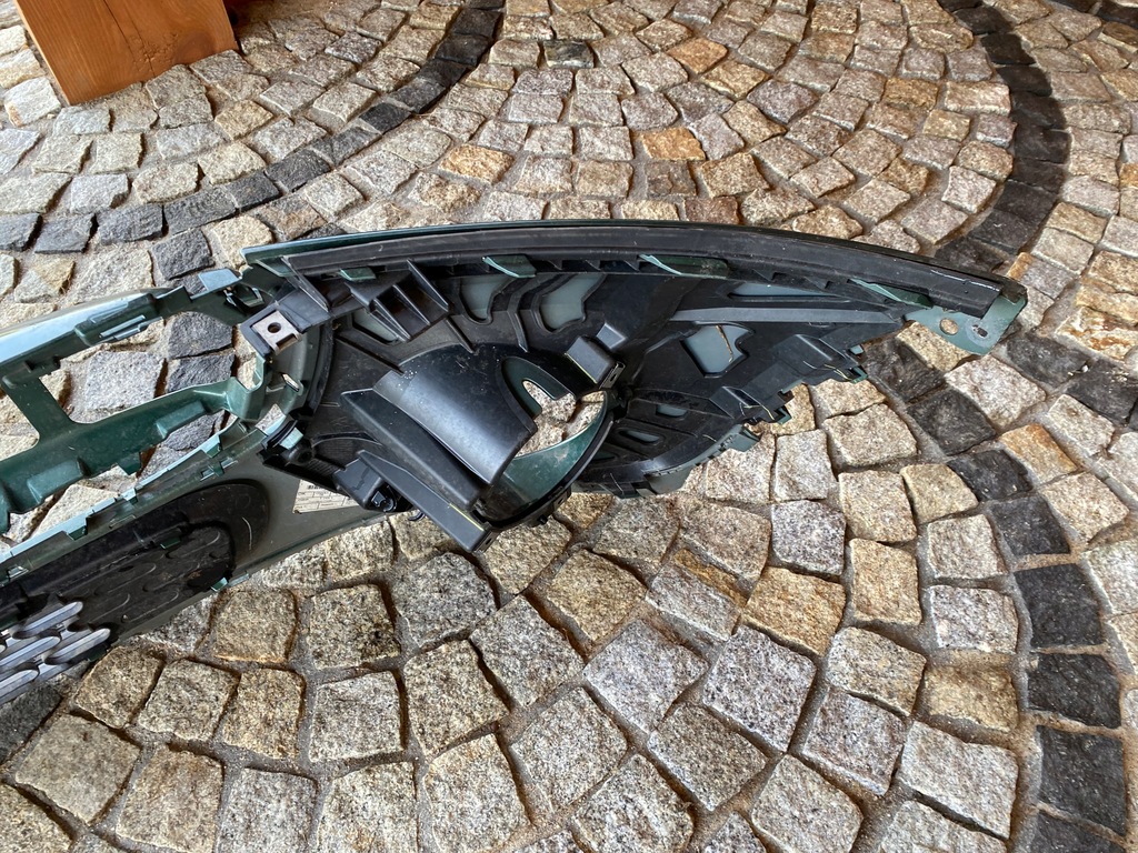 фото №10, Mini cooper one f55 f56 f57 бампер решётка перед оригинал