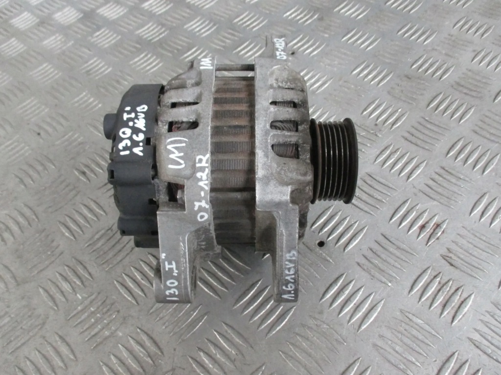 Генератор 37300-2b101 hyundai i30 1.6 b 16v 07-12 с Разборки