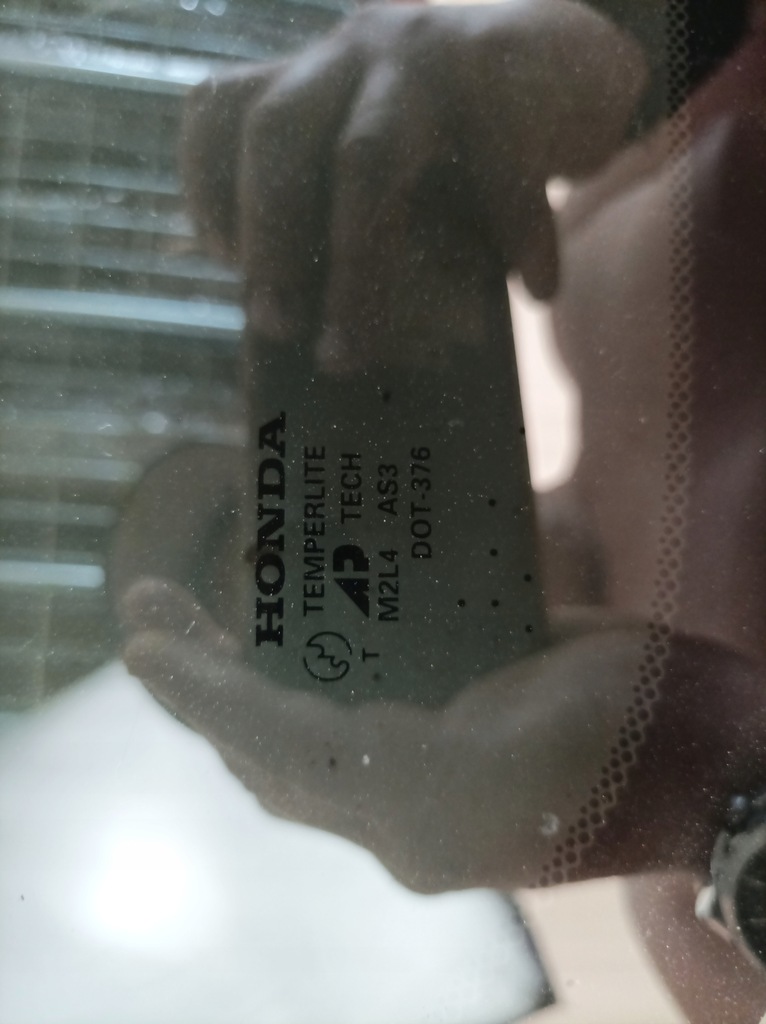 фото №14, Honda odyssey 99 стекло кузовная правый задняя usa