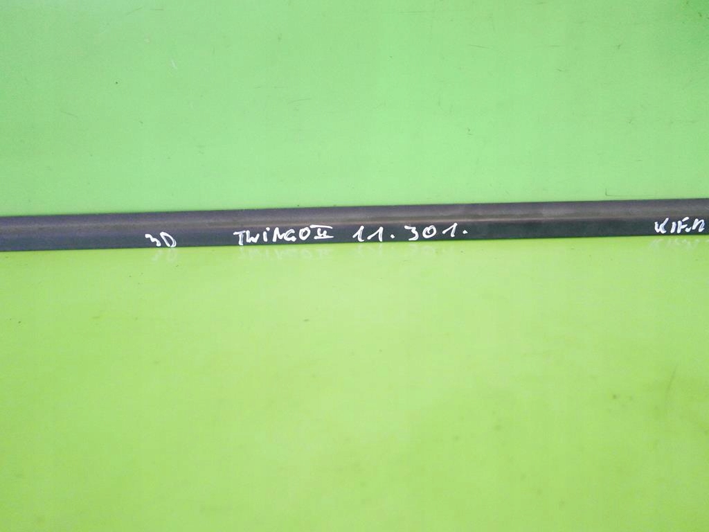 фото №3, Молдинг уплотнитель левая перед renault twingo ii 3d