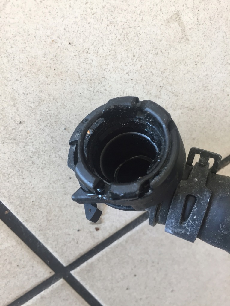 фото №3, Nissan x-trail t32 lift труба wąż wody шланг