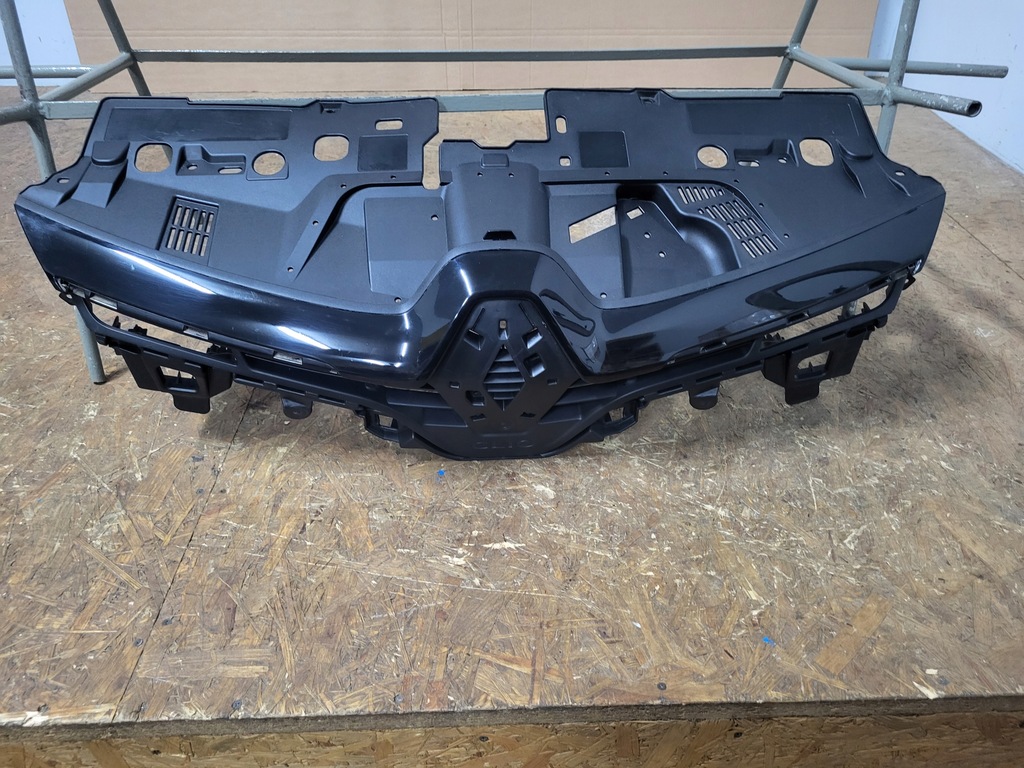 фото №1, Renault clio iv 4 решётка радиатора решётка радиатора передняя перед