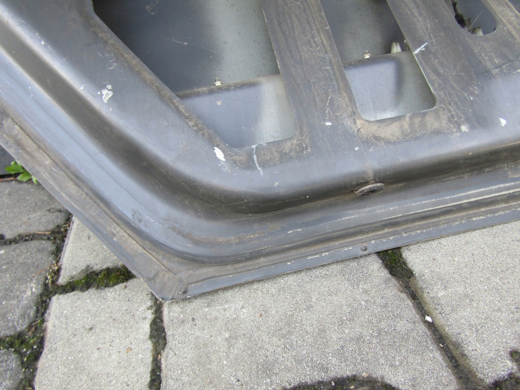 7 mercedes w124 85-93 седан крышка багажника задняя багажника цвет 651 молдинг крышки Недорого