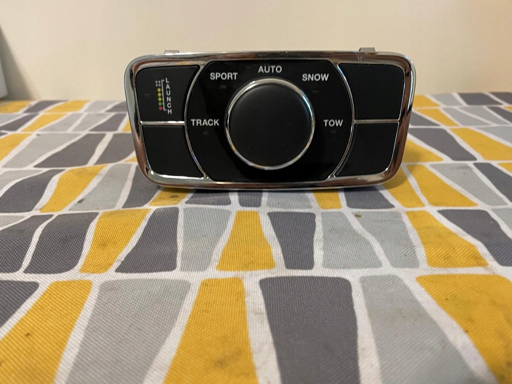 фото №1, Панель кнопок jeep grand cherokee p05035273ad