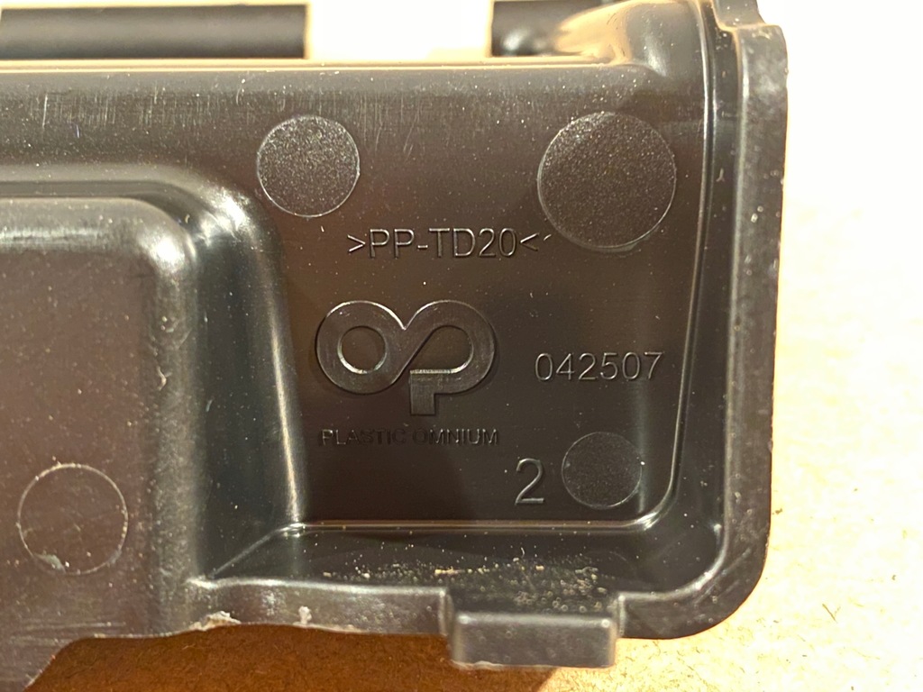 фото №7, Citroen ds3 напрямна бампера задня 9807652277